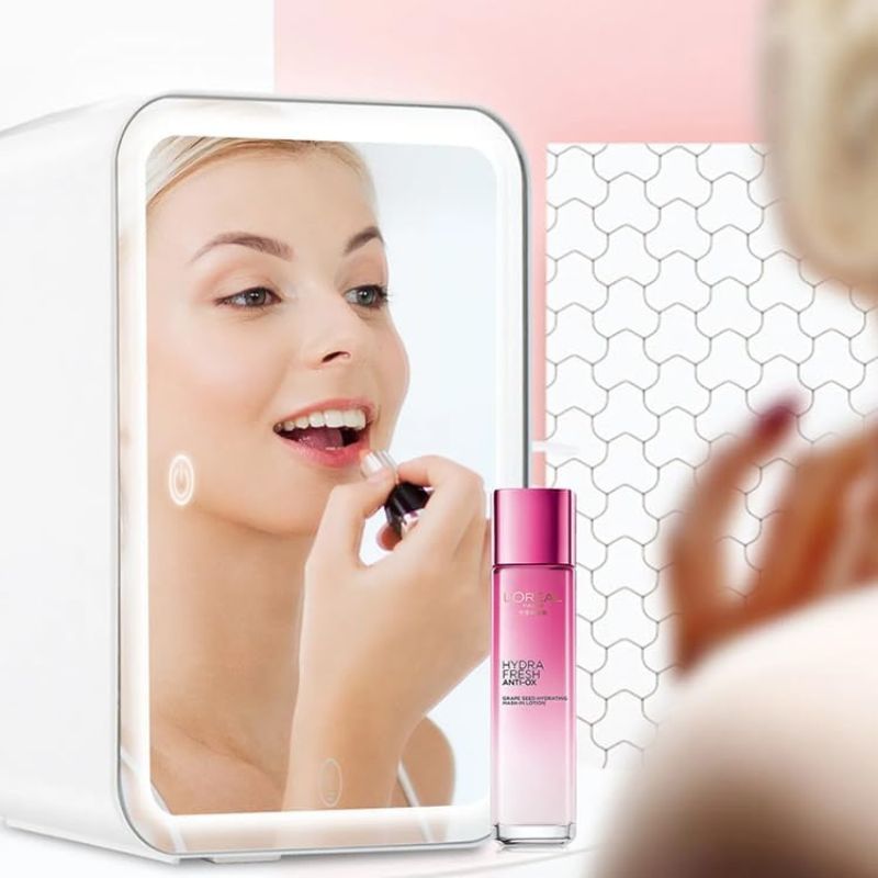 Portable Mini Beauty Fridge – Skincare & Drinks Cooler