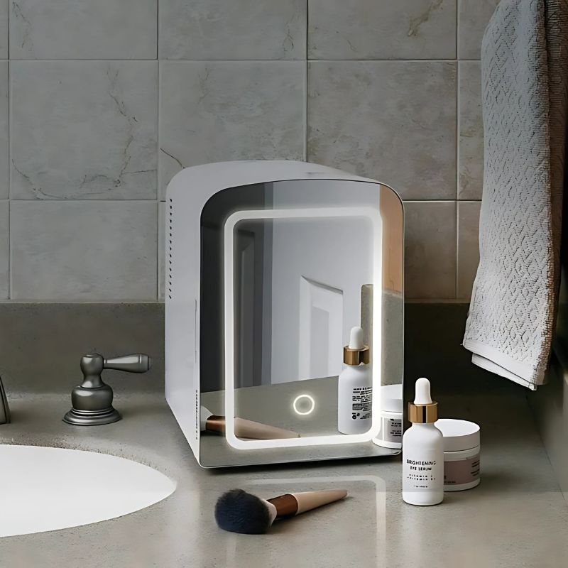 Portable Mini Fridge – 22°C Cooling & 65°C Heating